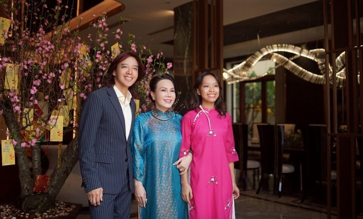 Danh hài từng ăn măng, cà chua sống qua ngày, giờ ở trong biệt thự 300 tỷ đồng - 4