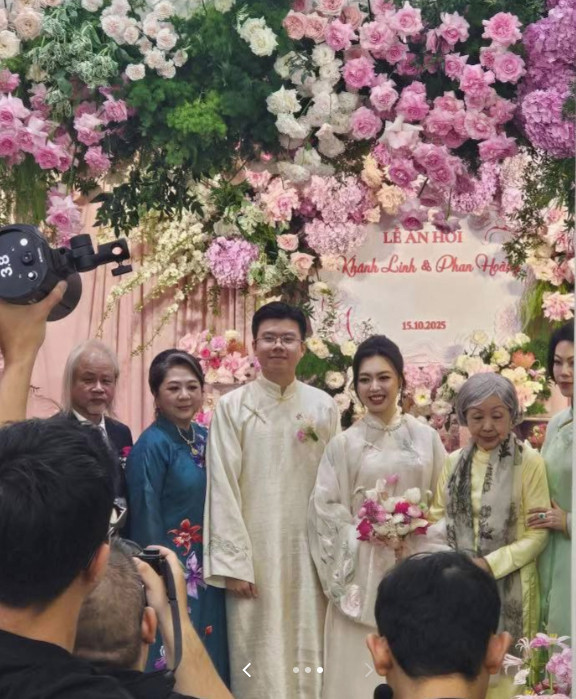 Nhan sắc cực xịn của tiểu thư nghìn tỷ trong đám hỏi với em trai Phan Thành