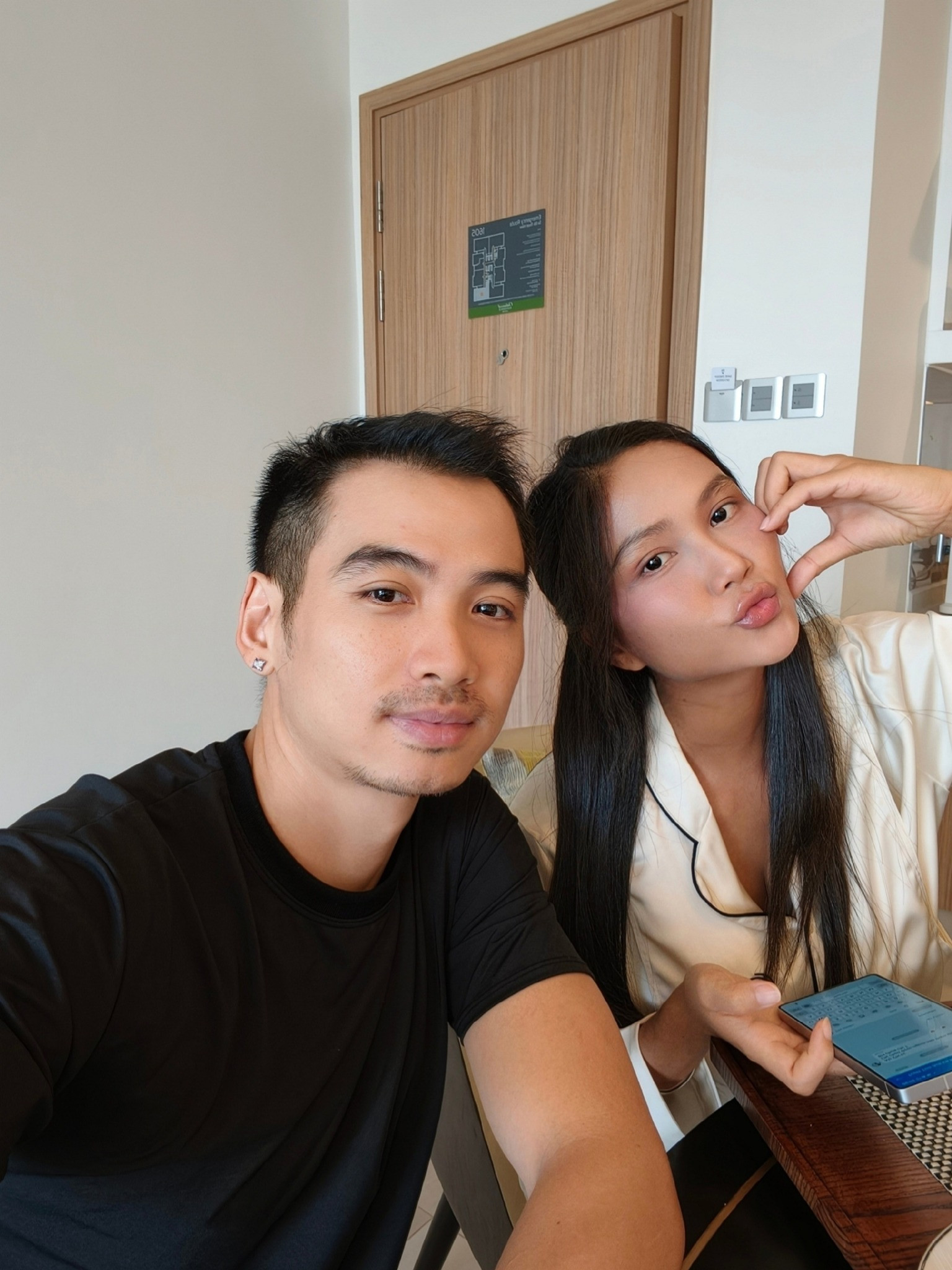 HHen Niê khoe con gái đầy tháng cư dân mạng nhận xét một điều