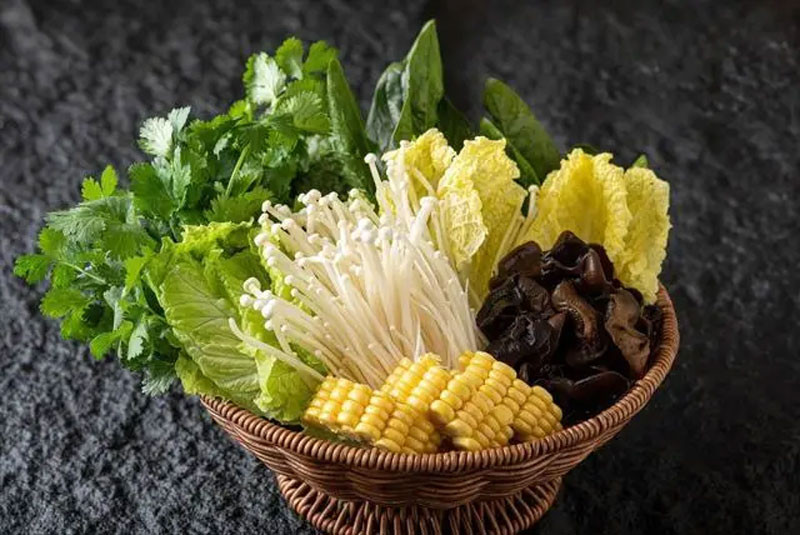 Rau diếp có phải cứu tinh của mỡ máu cao Bác sĩ nhắc nhở Muốn ổn định mỡ máu nên ăn nhiều 6 loại rau này