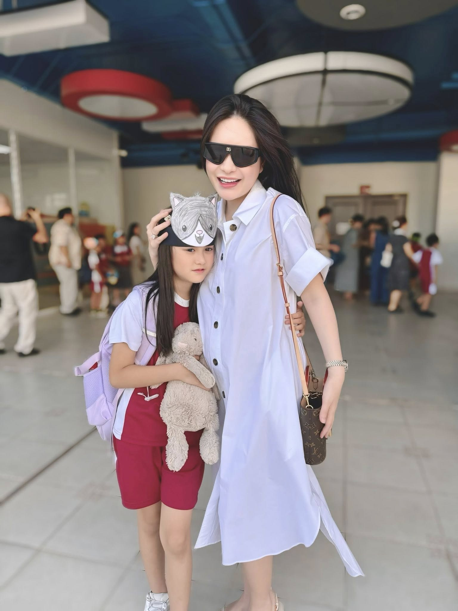 Xôn xao tin Đoàn Di Băng sinh con thứ 4 sau khi ở ẩn vì liên hoàn drama hàng giả