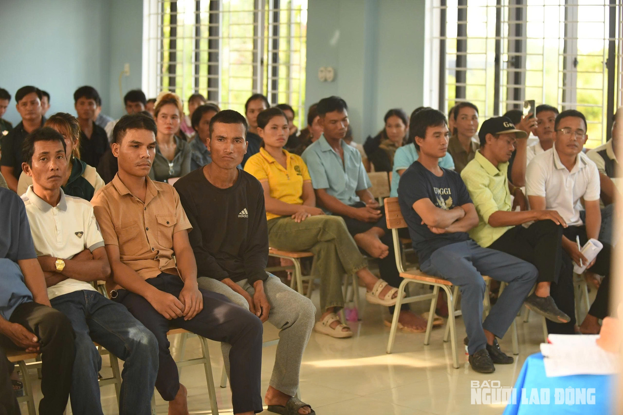 Nữ phó hiệu trưởng Đỗ Thị Hồng Huế bị tước quyền truy cập camera giám sát bếp ăn - Ảnh 2.