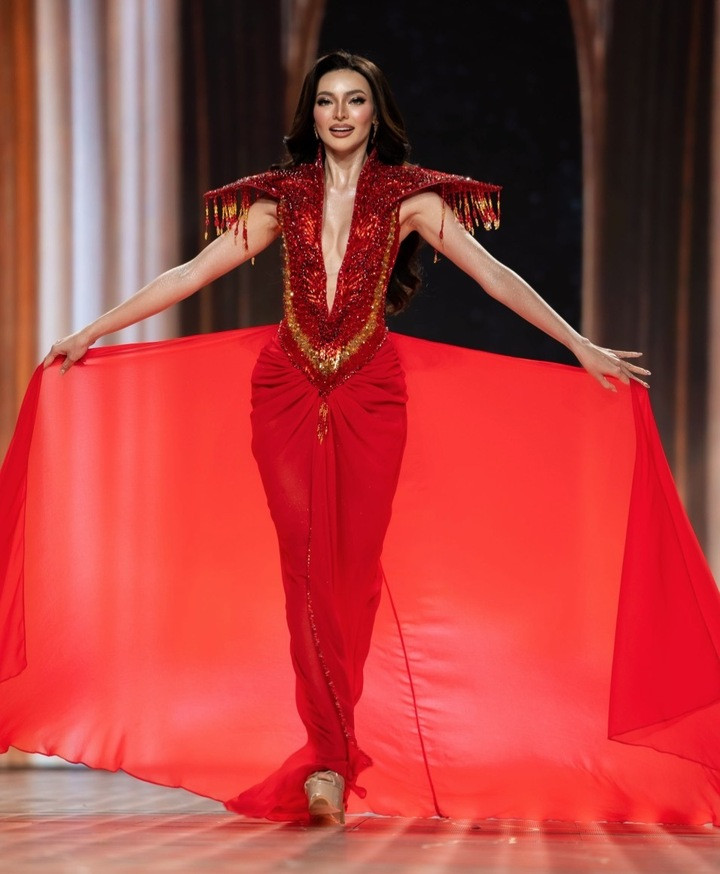 Chiến thắng của Emma Tiglao tiếp tục mang lại tự hào cho khán giả Philippines khi 2 năm liên tiếp đăng quang Miss Grand International.