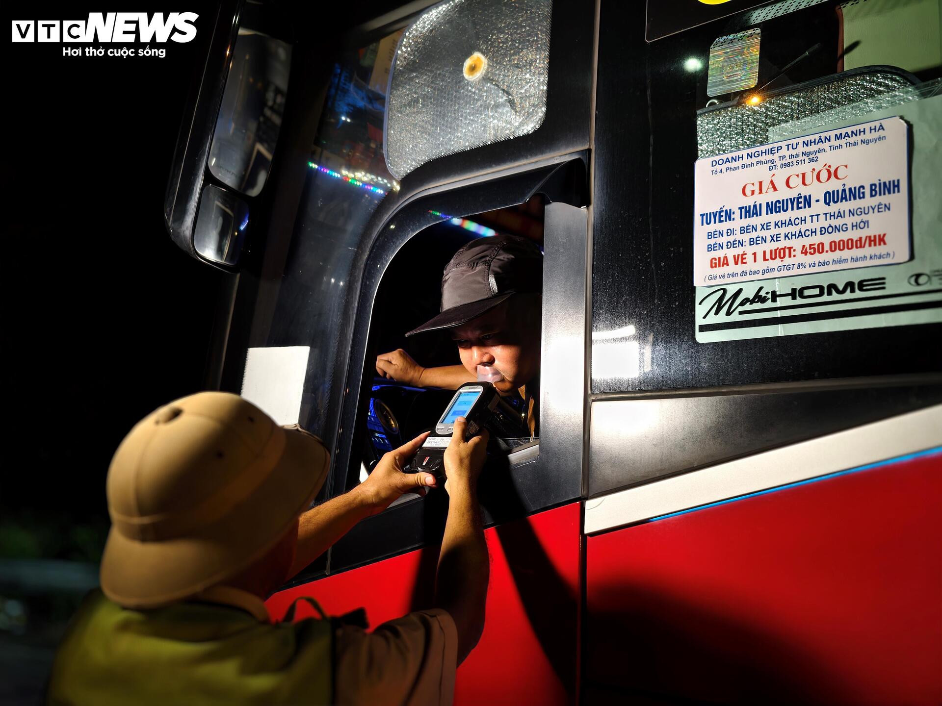 Tài xế đang điều trị xơ gan vẫn vi phạm nồng độ cồn vượt mức kịch khung - 12