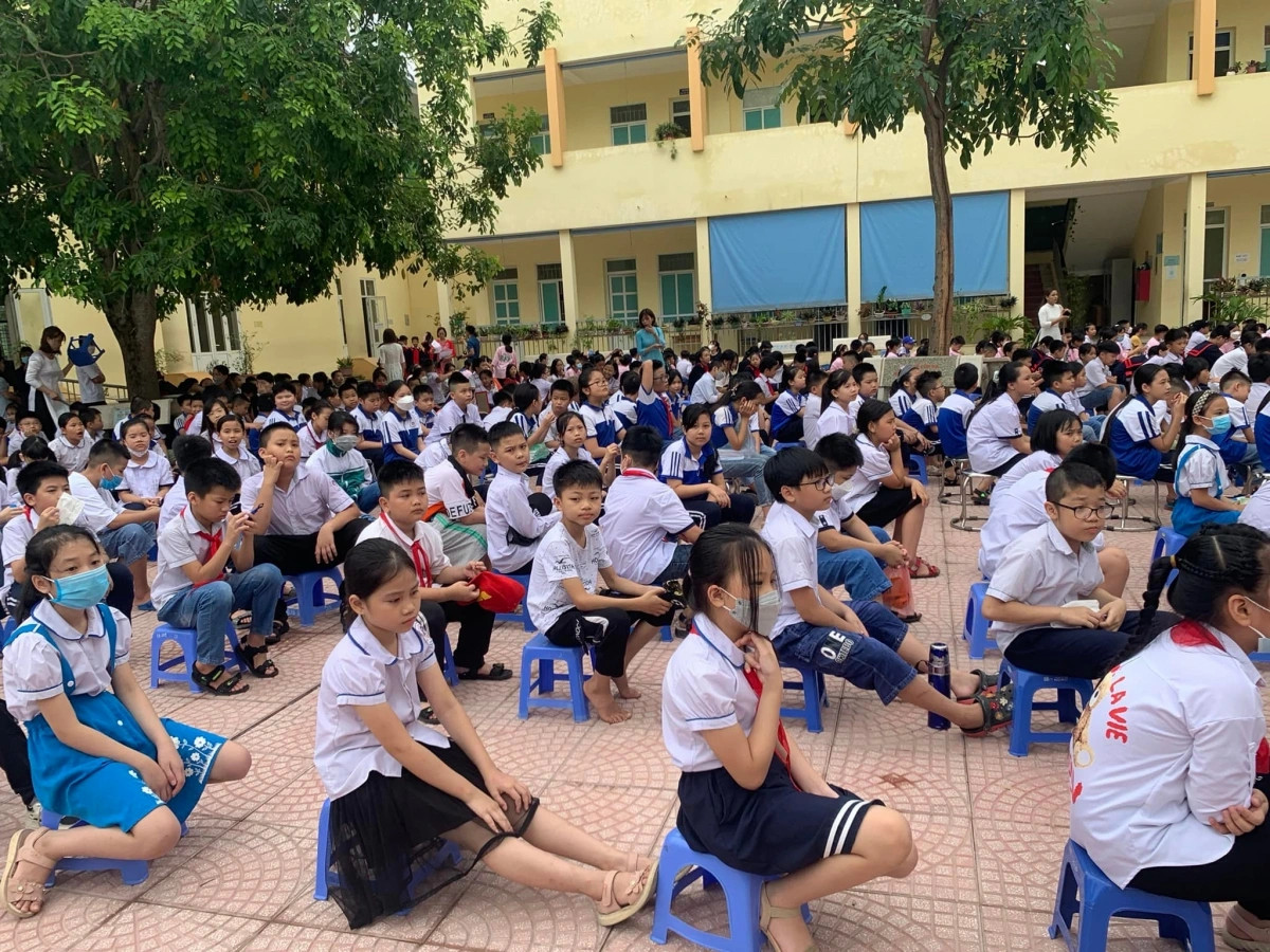 truong th cu khe xin loi, cham dut hop dong suat an sau vu thit oi, trung hong hinh anh 2