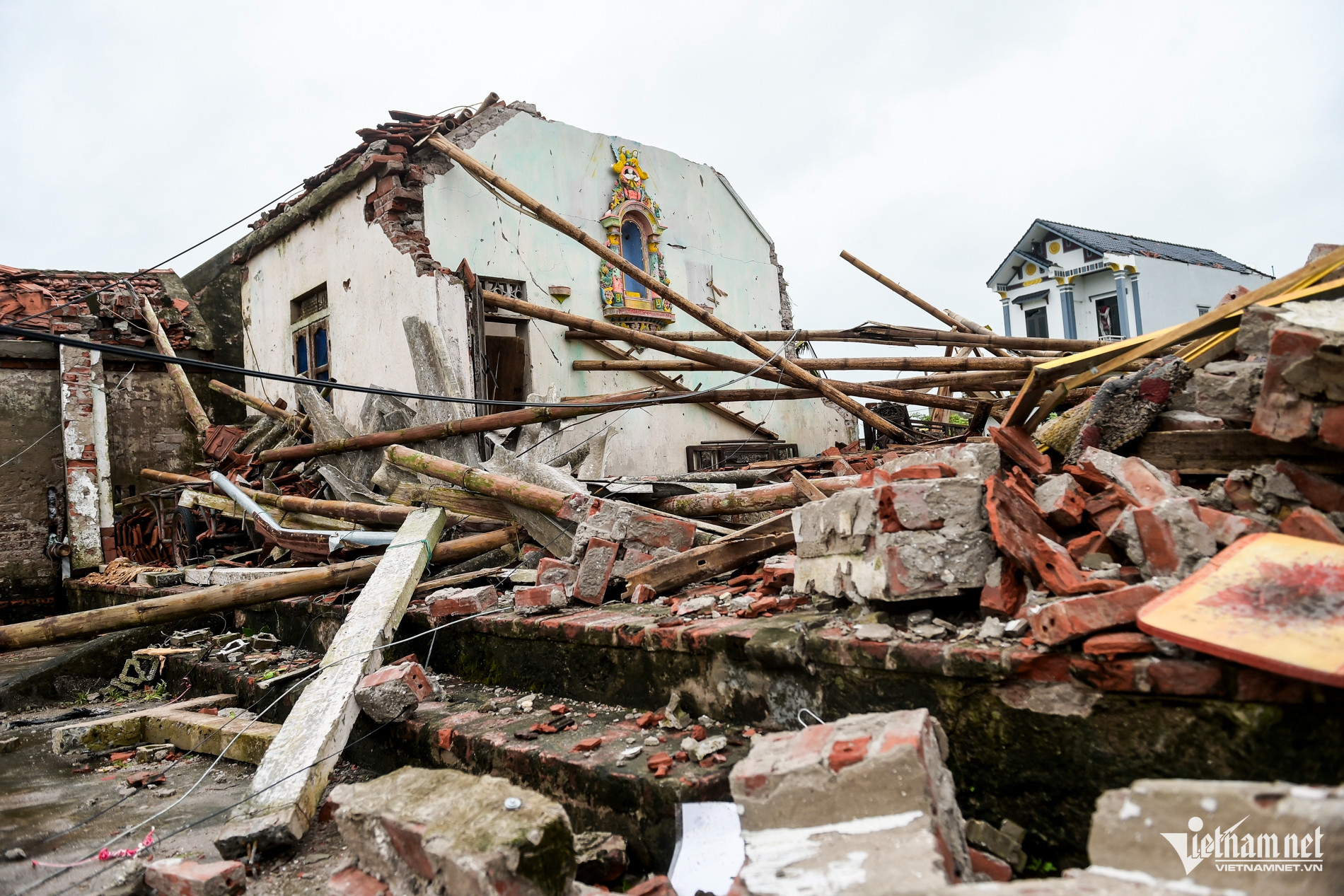 W-Nhân chứng_7.jpg