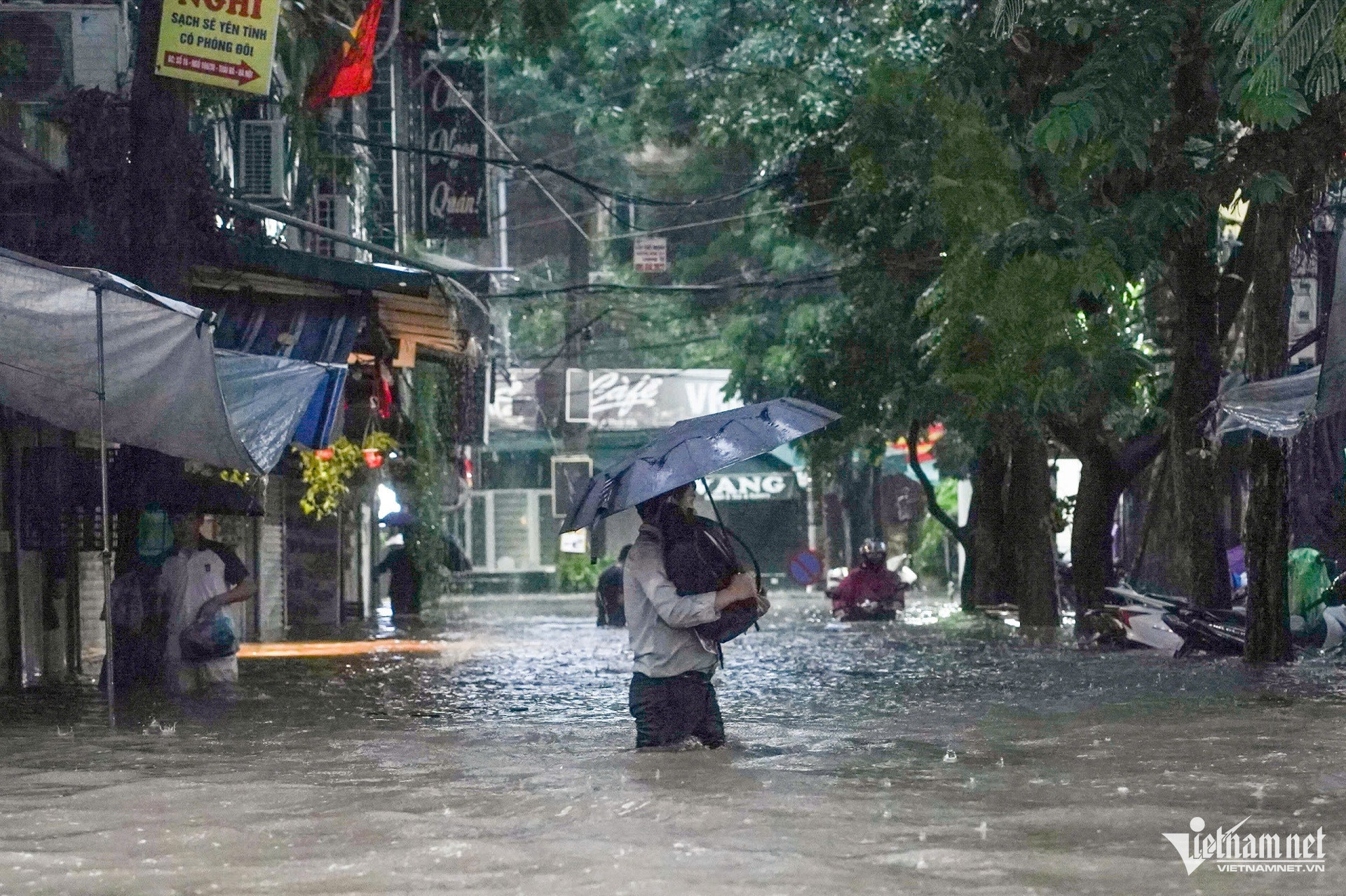 w z7066737080238 225ec8f3bde523a7edfd5fb19e64b36c 3140.jpg