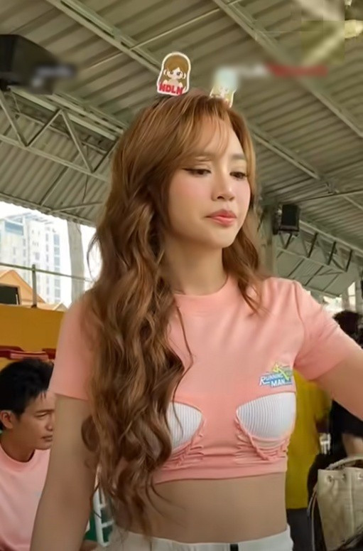 Trương Thế Vinh gây tranh cãi khi đem ảnh Ninh Dương Lan Ngọc ra đùa giỡn