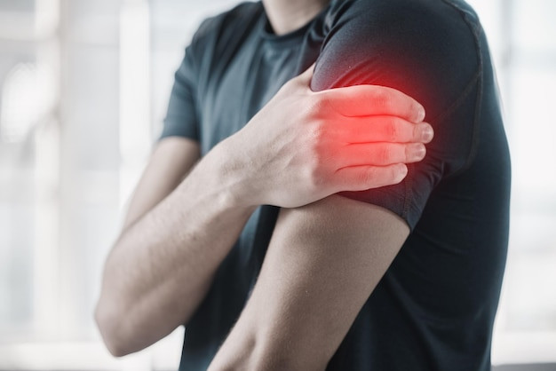 3 triệu chứng này xuất hiện trên tay: Coi chừng bệnh mạch vành, đừng chủ quan! - Ảnh 2.