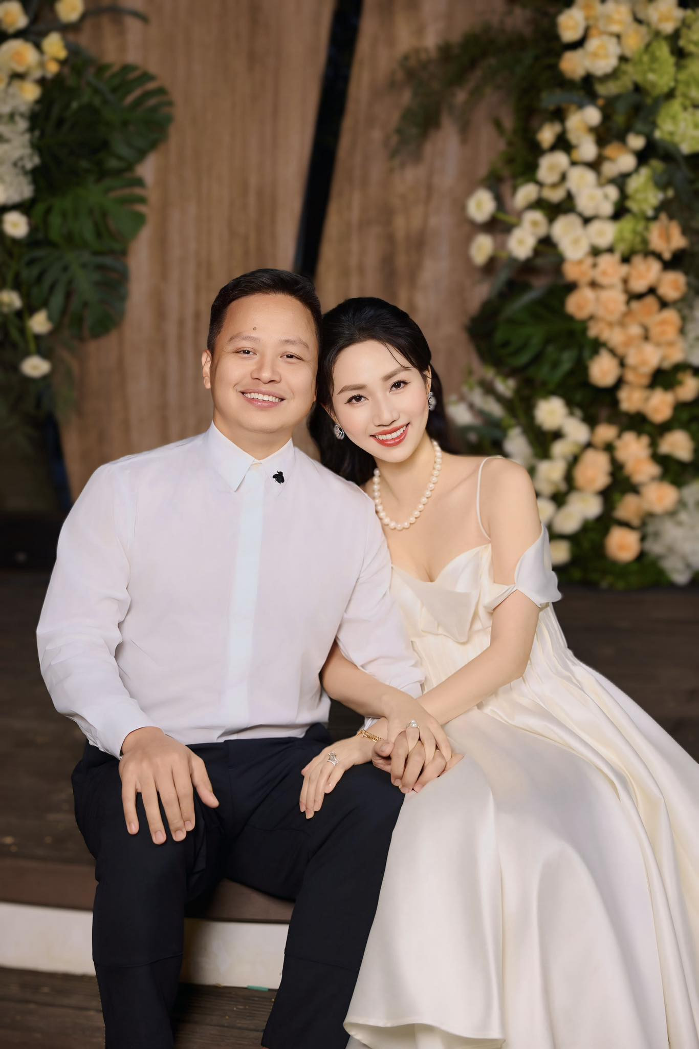 Á hậu Ngô Trà My sau 9 năm lấy chồng doanh nhân giàu có - Ảnh 4.