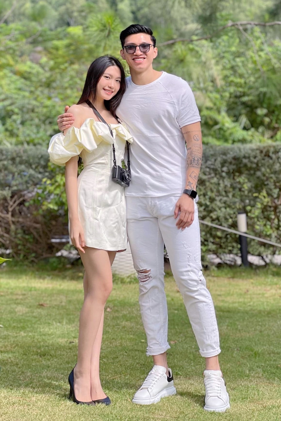 Doãn Hải My Đoàn Văn Hậu xả ảnh kỉ niệm 2 năm ngày cưới đẹp như bìa tạp chí