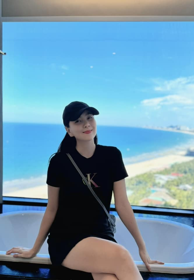 Mix đồ xinh đẹp cùng BTV Mai Ngọc - Ảnh 4.