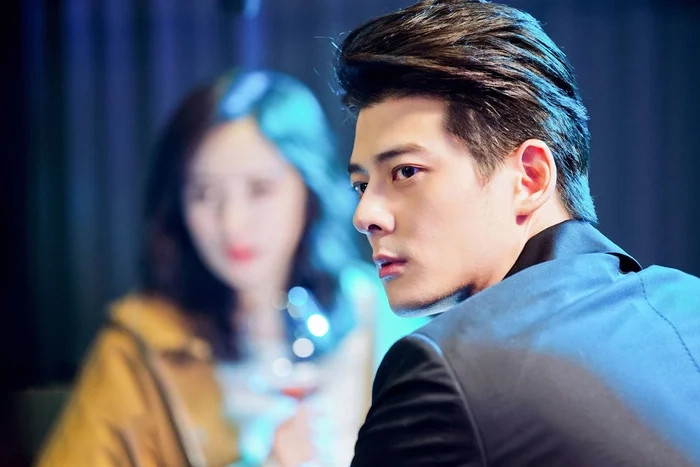 Nam thần điển trai, tài năng, hủy hôn với nàng thơ kém 19 tuổi, về quê nuôi cua kiếm tiền tỷ - Ảnh 3.