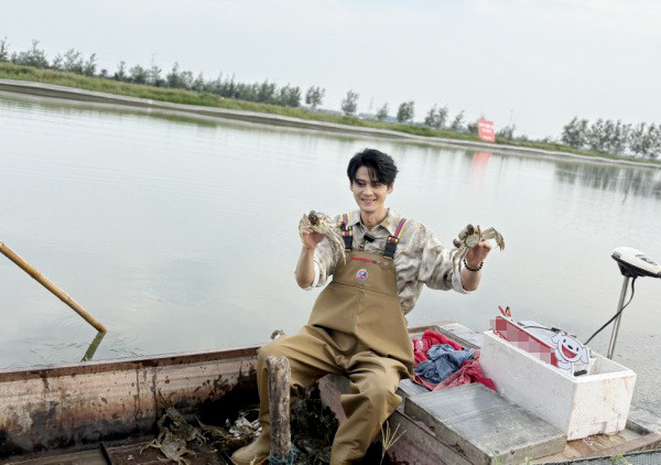 Nam thần điển trai, tài năng, hủy hôn với nàng thơ kém 19 tuổi, về quê nuôi cua kiếm tiền tỷ - Ảnh 9.