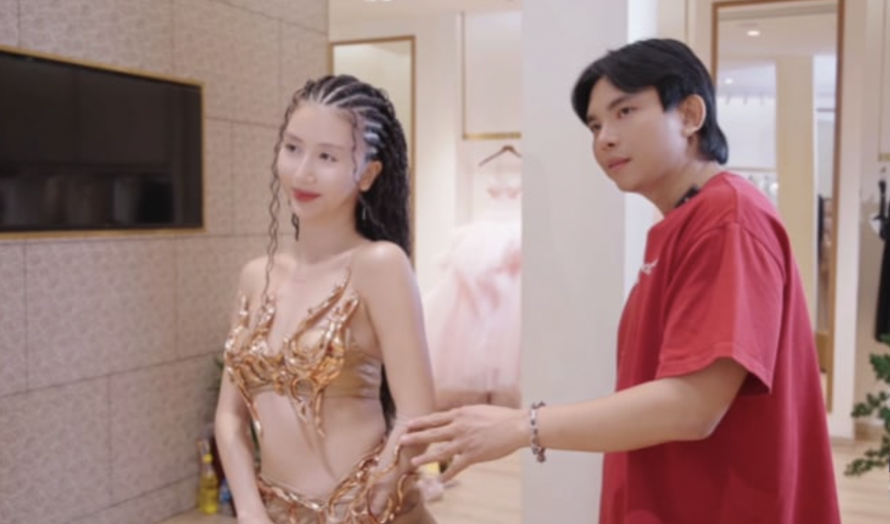 Quỳnh Anh Shyn tỏa sáng với gu thời trang độc đáo tại Victoria ' s Secret Fashion Show 2025 - Ảnh 3.