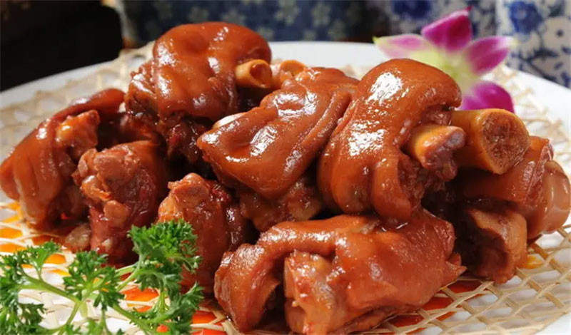 Người thường xuyên ăn móng giò có thể nhận được 4 lợi ích này