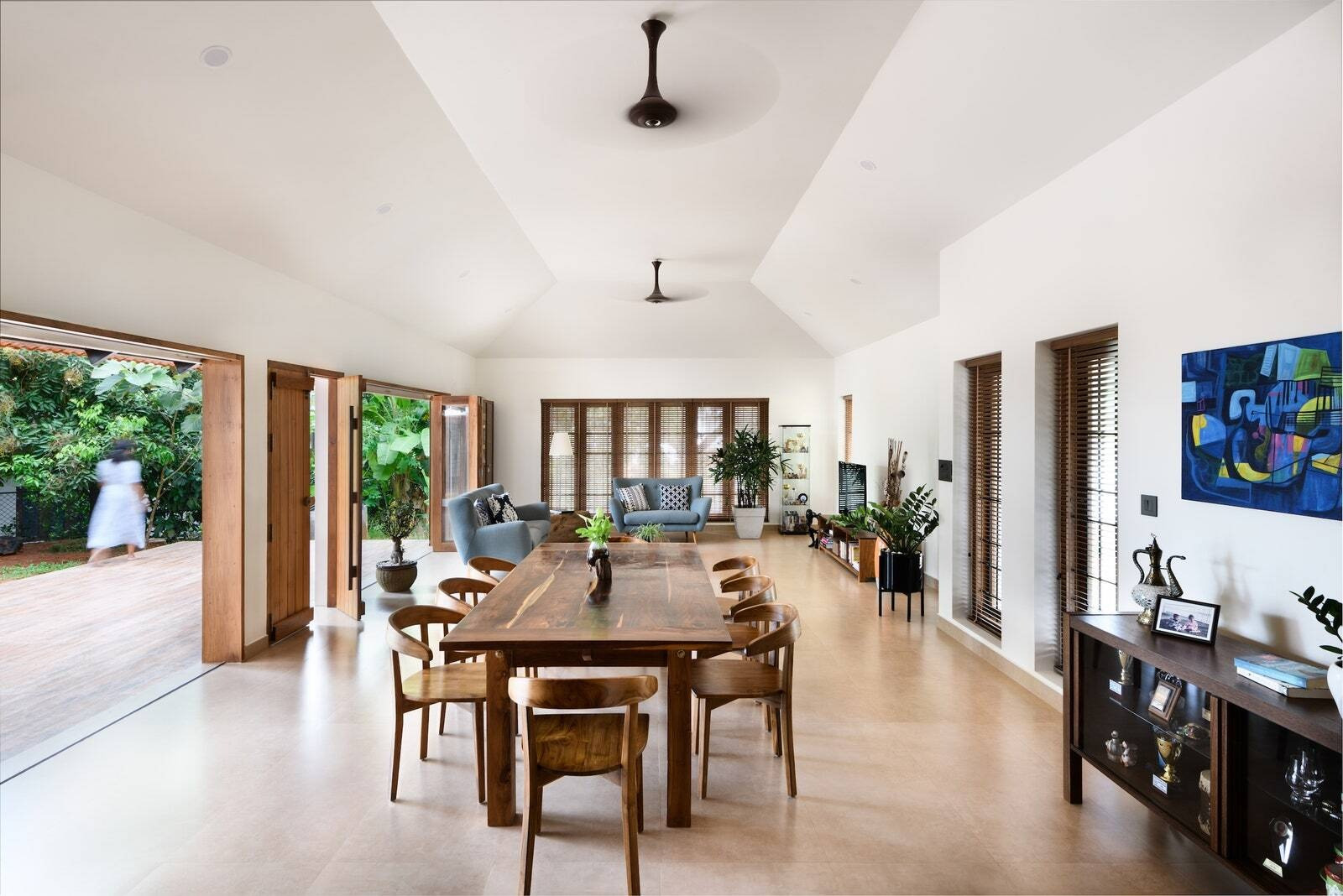 Từng bị chê dại vì bỏ gần 2 tỷ về quê xây nhà, giờ ai cũng khen anh Lý có 'tầm nhìn xa trăm dặm' - Ảnh 2.