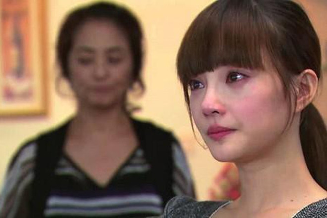 Con dâu nghĩ con trai tôi nghèo nhưng một năm sau ly hôn nó quỳ trước cửa nhà tôi cầu xin quay lại