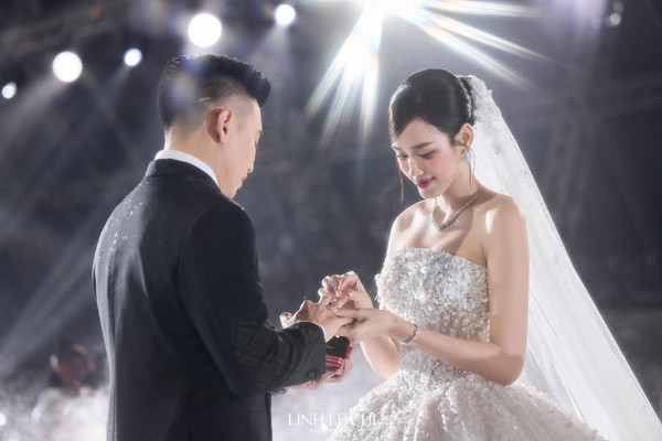 Dòng viết của Đỗ Thị Hà sau hôn lễ tại Quảng Trị khiến khán giả xúc động - Ảnh 8.