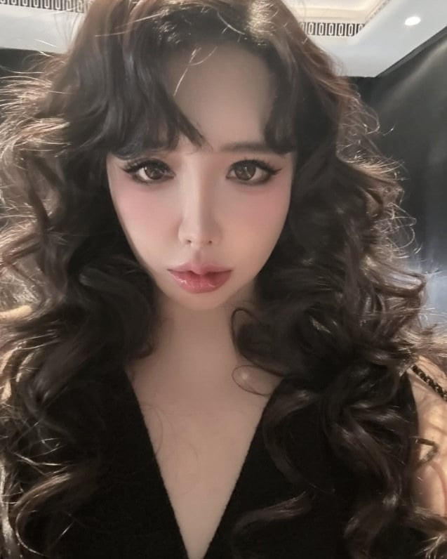 park bom noi yang hyun suk no 700.000 ty usd , thuc hu ra sao hinh anh 1
