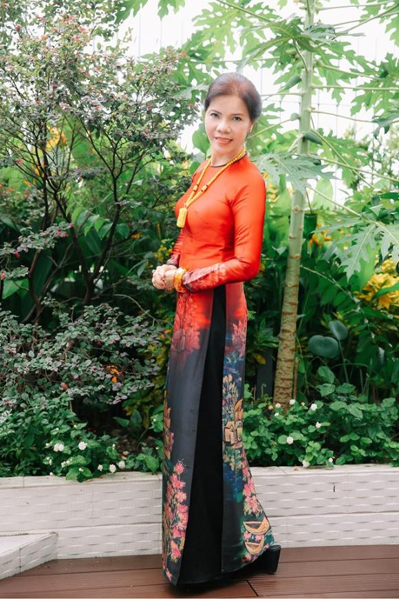 Vũ Thu Phương khoe mẹ ruột U70 trẻ đẹp không kém gì con gái