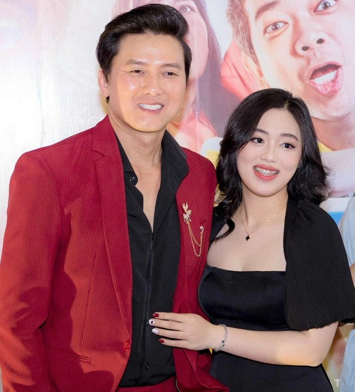 Quách Ngọc Tuyên và bà xã kém 16 tuổi.