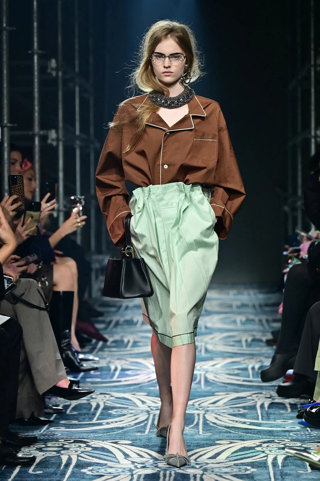 Thời trang Thu Đông 2025: Xu hướng và phong cách không thể bỏ lỡ trong mùa lạnh này - Ảnh 1.