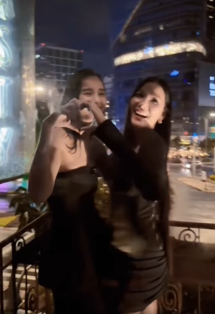 Hoàng Thùy  Lê Thúy làm lành tại đám cưới Quỳnh Châu sau thời gian dài cạch mặt