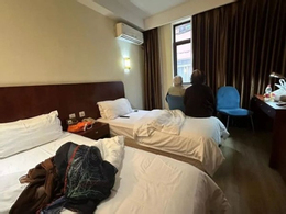 Nỗi đau của cụ ông bị con đuổi ra khỏi nhà giữa trời giá rét sau khi sang tên tài sản cho cháu trai thừa kế - Ảnh 1.