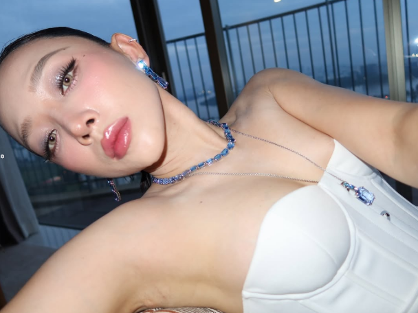 Tóc Tiên phản ứng cực gắt khi bị soi mói chuyện phẫu thuật thẩm mỹ