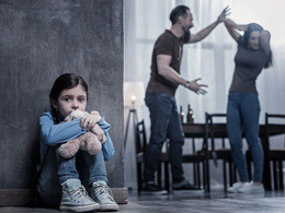 Bị chồng đánh sau khi gặp người thứ ba, không được đưa con đi, tôi đứng giữa nỗi đau và bế tắc - Ảnh 4.