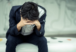 Đưa bố già bệnh tật vào viện dưỡng lão, nửa năm sau, tôi rơi nước mắt khi đọc dòng chữ do ông viết - Ảnh 1.