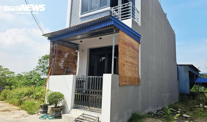 Việc di dời được thực hiện sau khi hai bên không thể thống nhất phương án giải quyết mua lại lô đất.