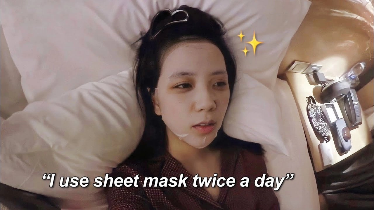 Bí quyết giữ làn da không tuổi của Jisoo BLACKPINK Với 5 thói quen đơn giản - Ảnh 3.