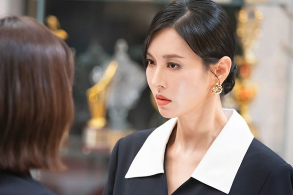 Con dâu chuẩn bị giỗ mẹ chồng chu đáo ai ngờ chỉ 1 câu nói lại đau đến nghẹn lời