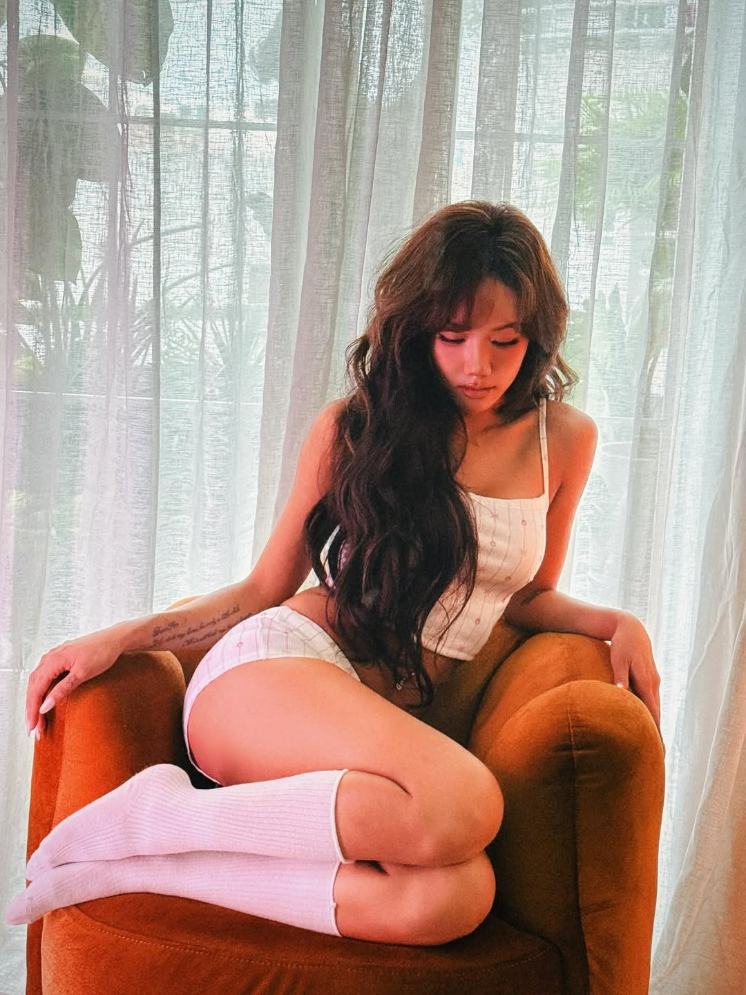 Phương Ly Halloween nhẹ nhàng và quyến rũ gây thương nhớ trong lòng người hâm mộ - Ảnh 5.