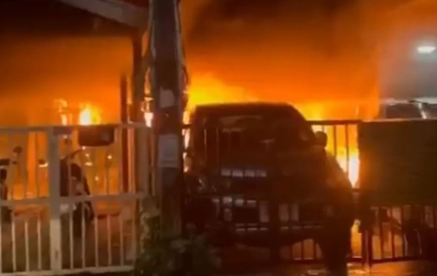 Cháy nhà lúc rạng sáng, 7 người tử vong - Ảnh 1.