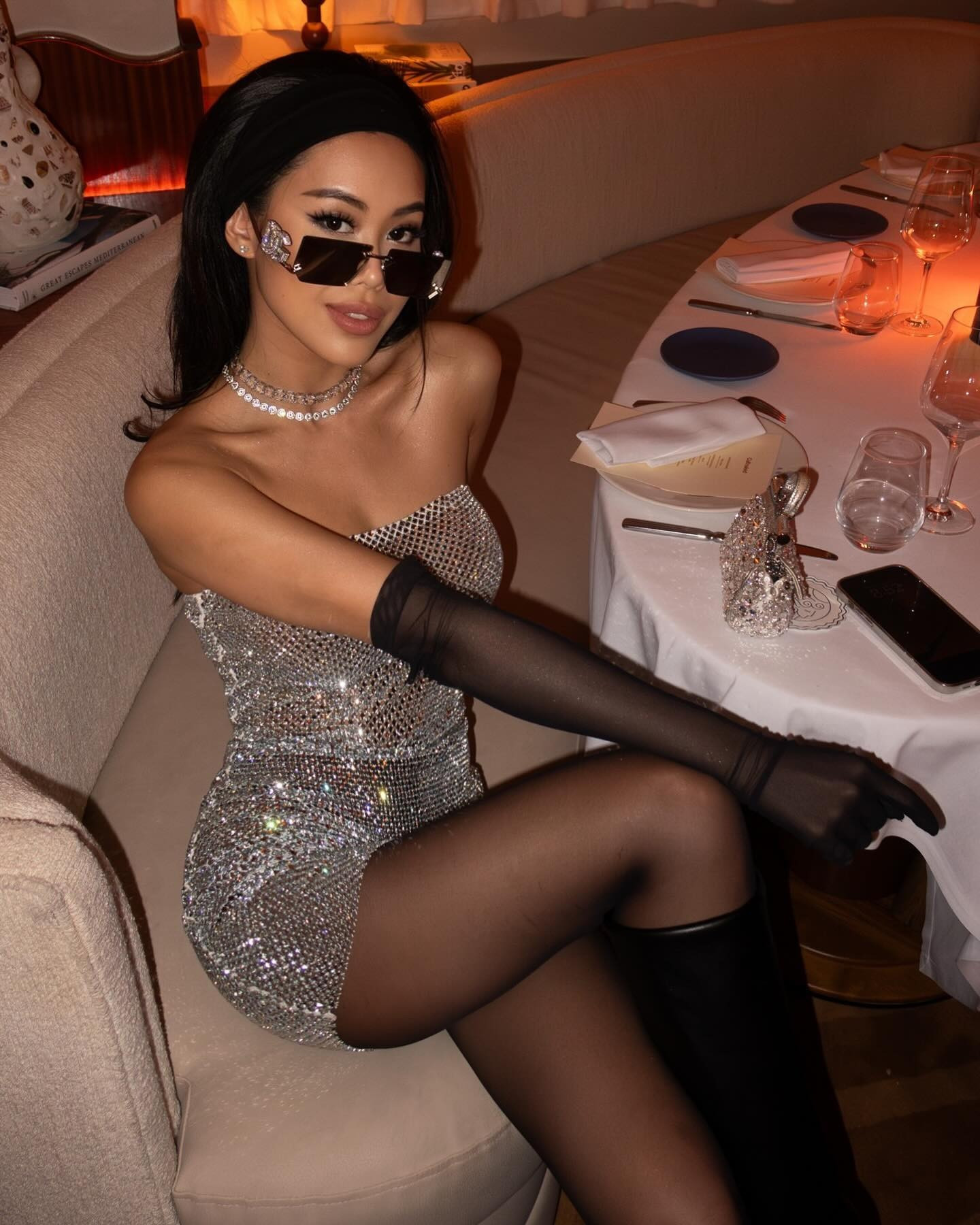 Ái nữ tỷ phú Johnathan Hạnh Nguyễn sống xa xỉ vạn người mơ trước khi lấy chồng Tây