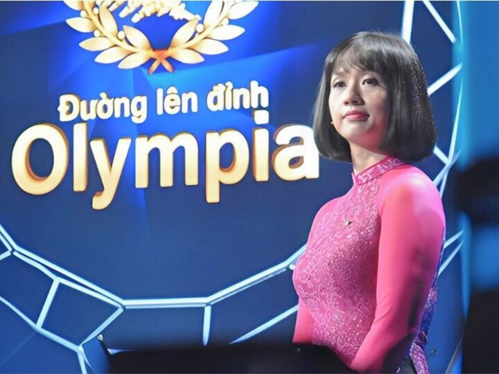 MC Tùng Chi là người dẫn chương trình