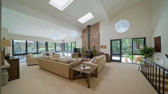 Ngỡ ngàng với biệt thự triệu đô của Quán quân Olympia Lê Vũ Hoàng - Ảnh 12.