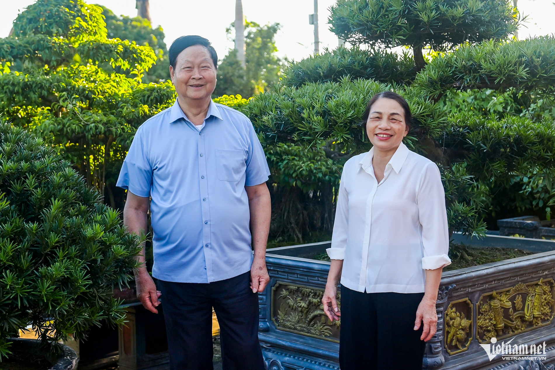 W-thầy hưng.jpg