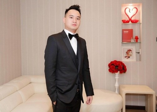 Lộ hình ảnh thân mật của chồng cũ Diệp Lâm Anh và người đẹp nổi tiếng của showbiz Việt