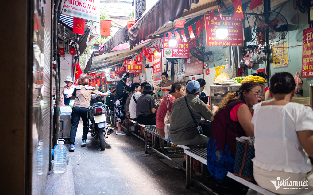 1 pho tiu dong xuan .png