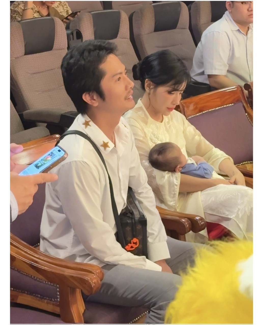 Khả Như đã bí mật sinh con?   - Ảnh 1.