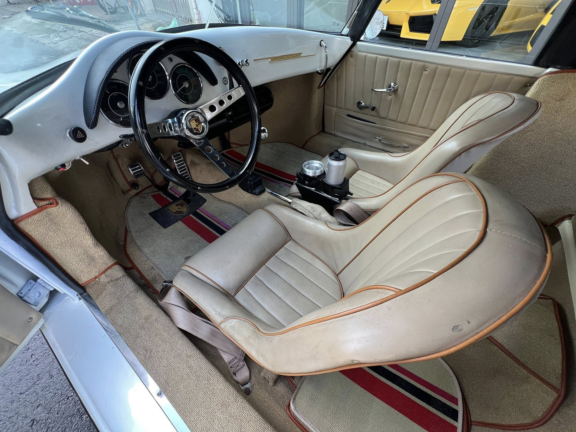 porsche 1.jpg