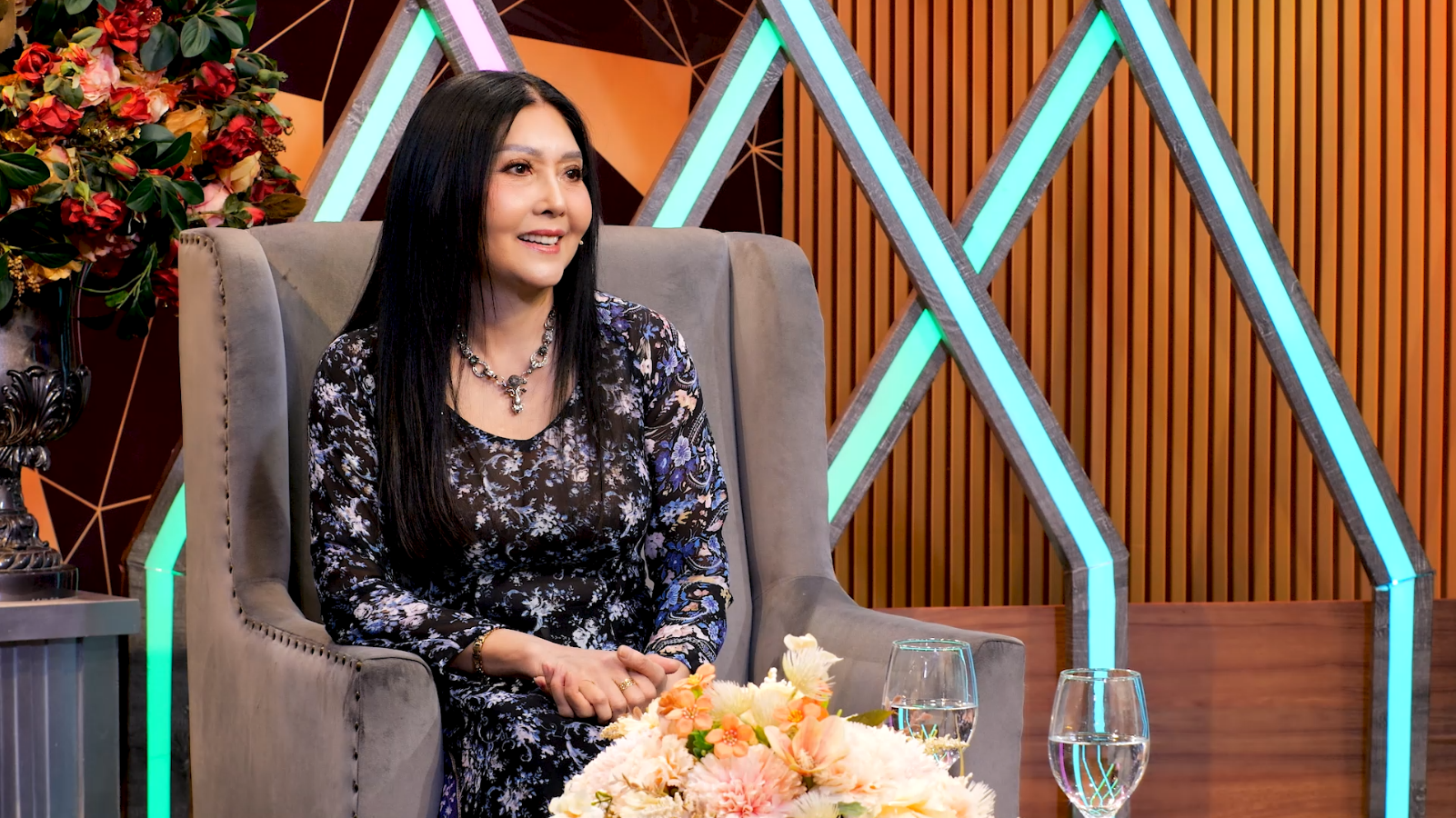 Danh ca Họa Mi tiết lộ nghề làm bánh mì Pháp nuôi con - Ảnh 1.