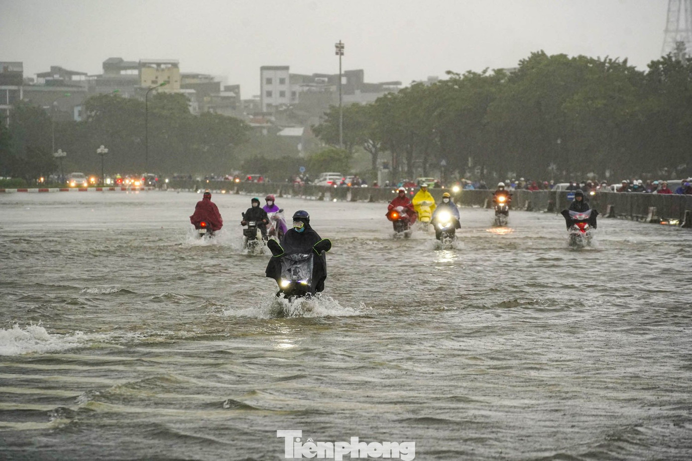 mua-ngap-ha-noi.jpg