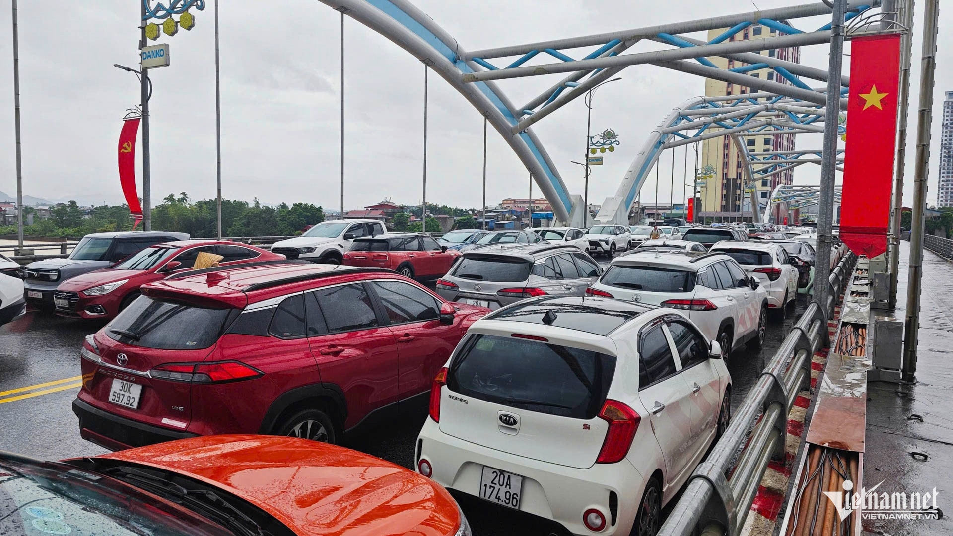 W-mưa ngập thái nguyên_27.JPG.jpg