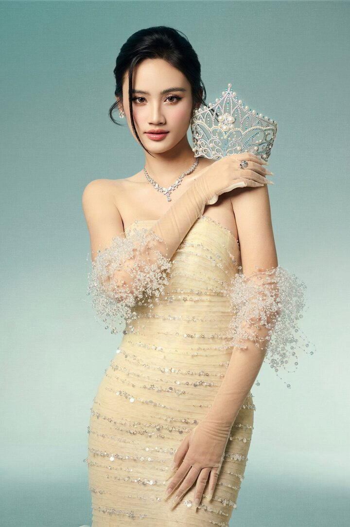 Hoa hậu Ý Nhi từng trở thành tâm điểm chỉ trích vì phát ngôn.