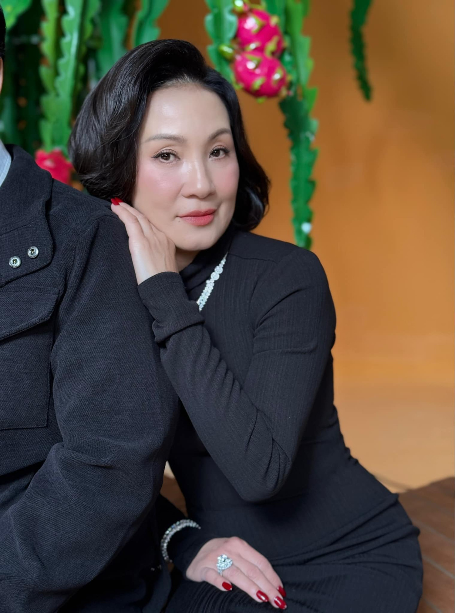 Diễn viên Hồng Đào tiết lộ mong mỏi ở tuổi 63 - Ảnh 1.